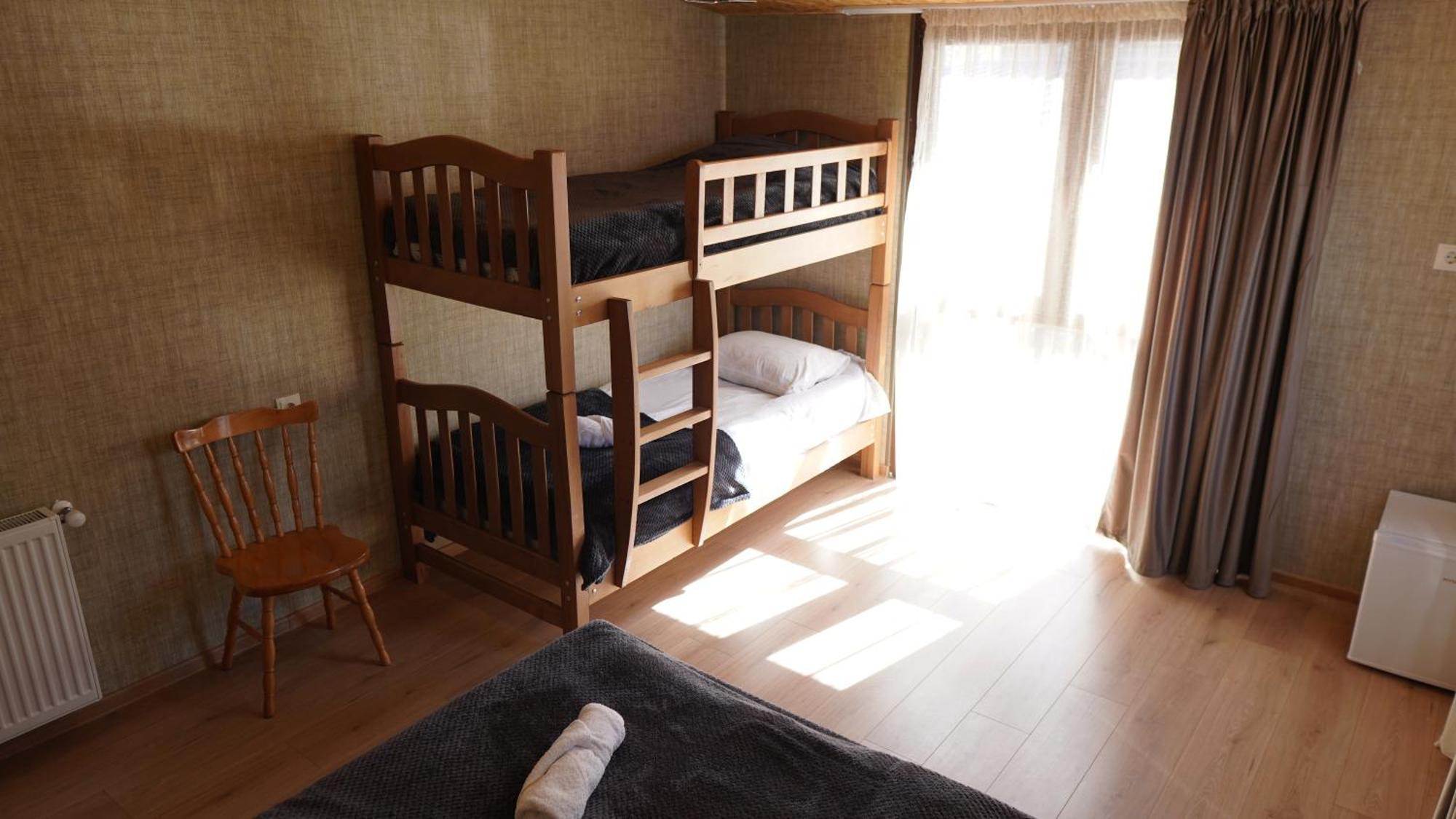 Archil&Nino Gigauri Guest House Kazbegi Exterior foto